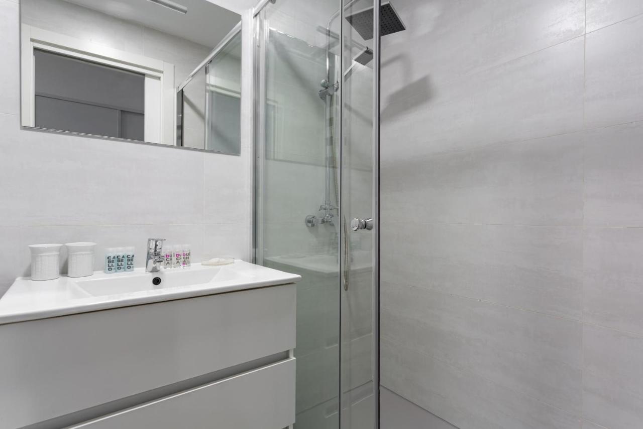 1 Bedroom 1 Bathroom Furnished - Av De America - Studio - Mintystay Madrid Buitenkant foto
